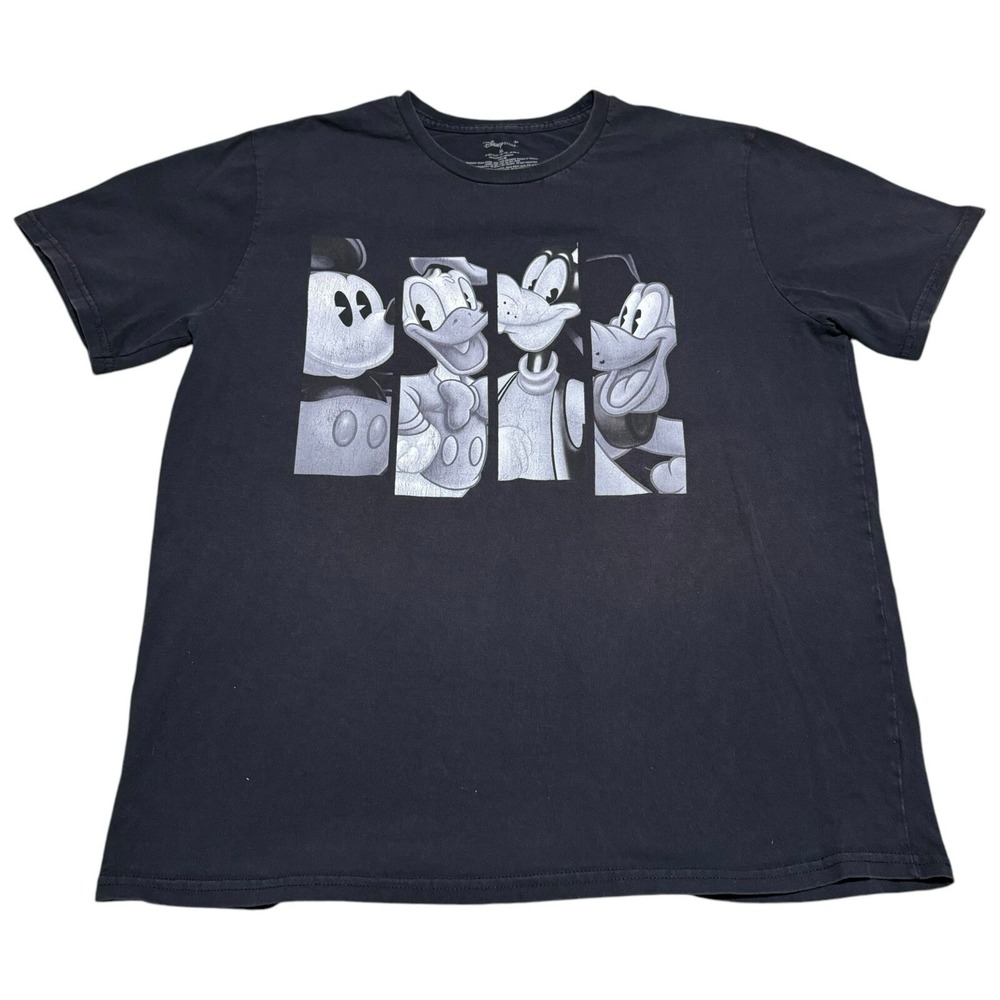 Disney Store Mickey Donald Goofy Pluto Character Shirt Adult‎ XL